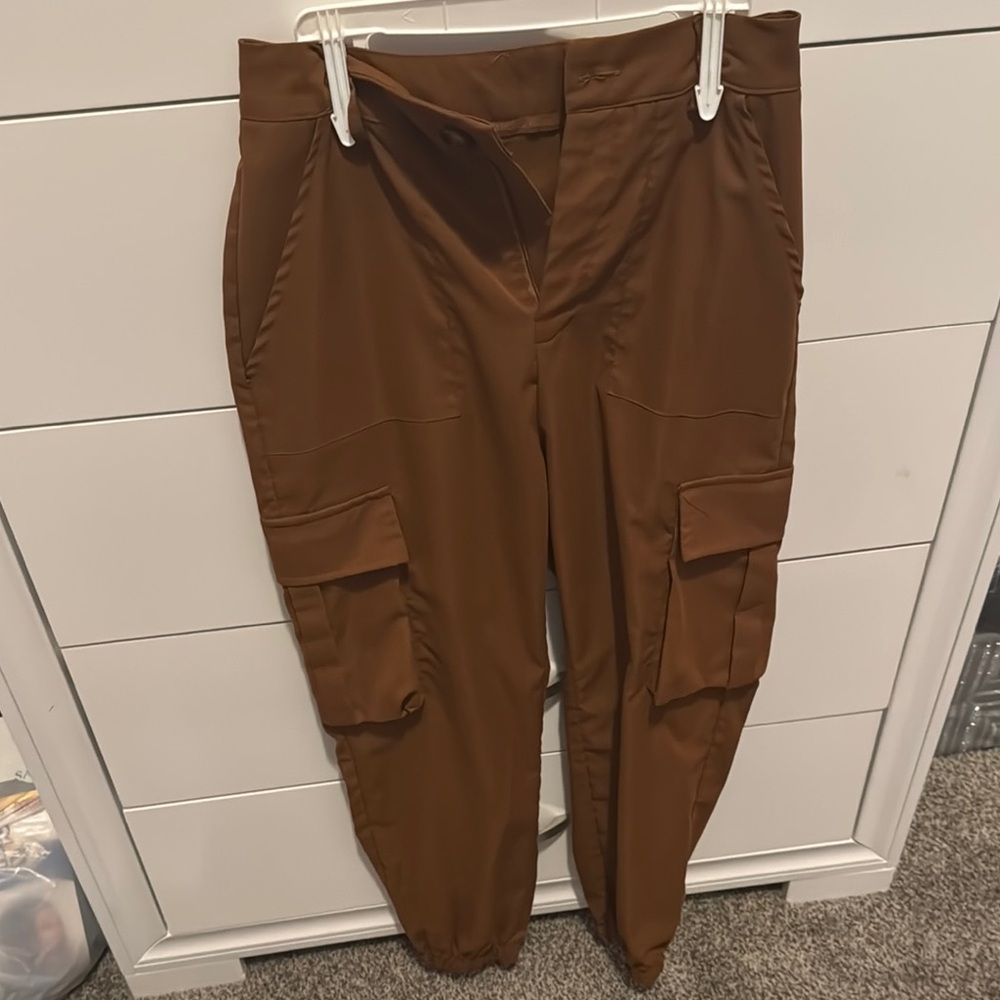 Women's Brown Cargo Pants